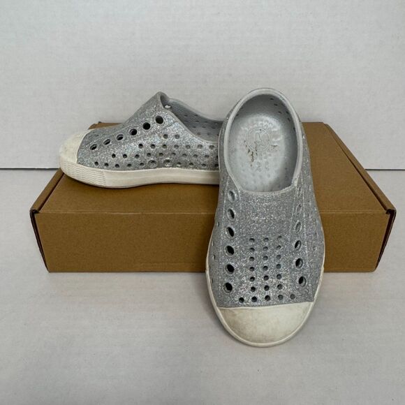 Native Kids Jefferson BLING Slip On Sandals Shoes - Silver Size 5 - Picture 10 of 11